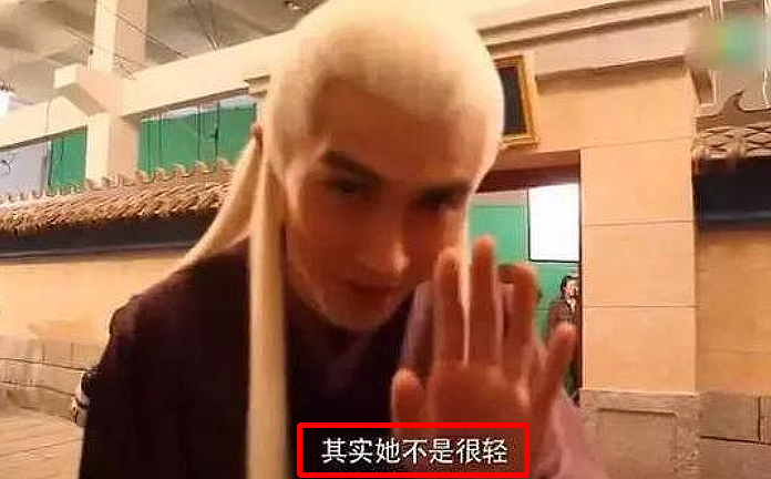女明星公主抱_李行亮公主抱麦琳摔倒_公主抱的技巧和注意事项